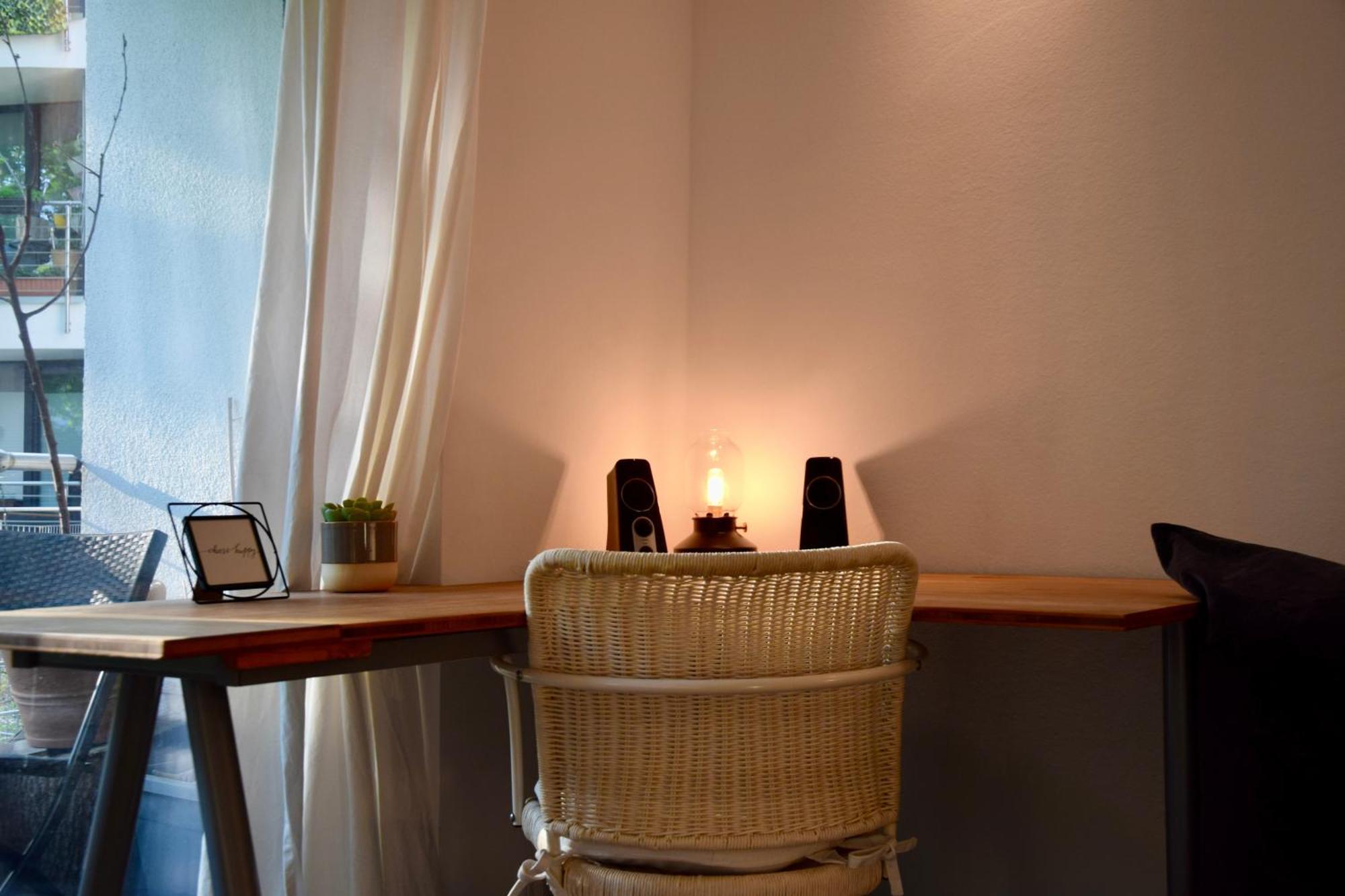 Stilvolle Wohnung Mit Balkon & Parkplatz روستوك المظهر الخارجي الصورة