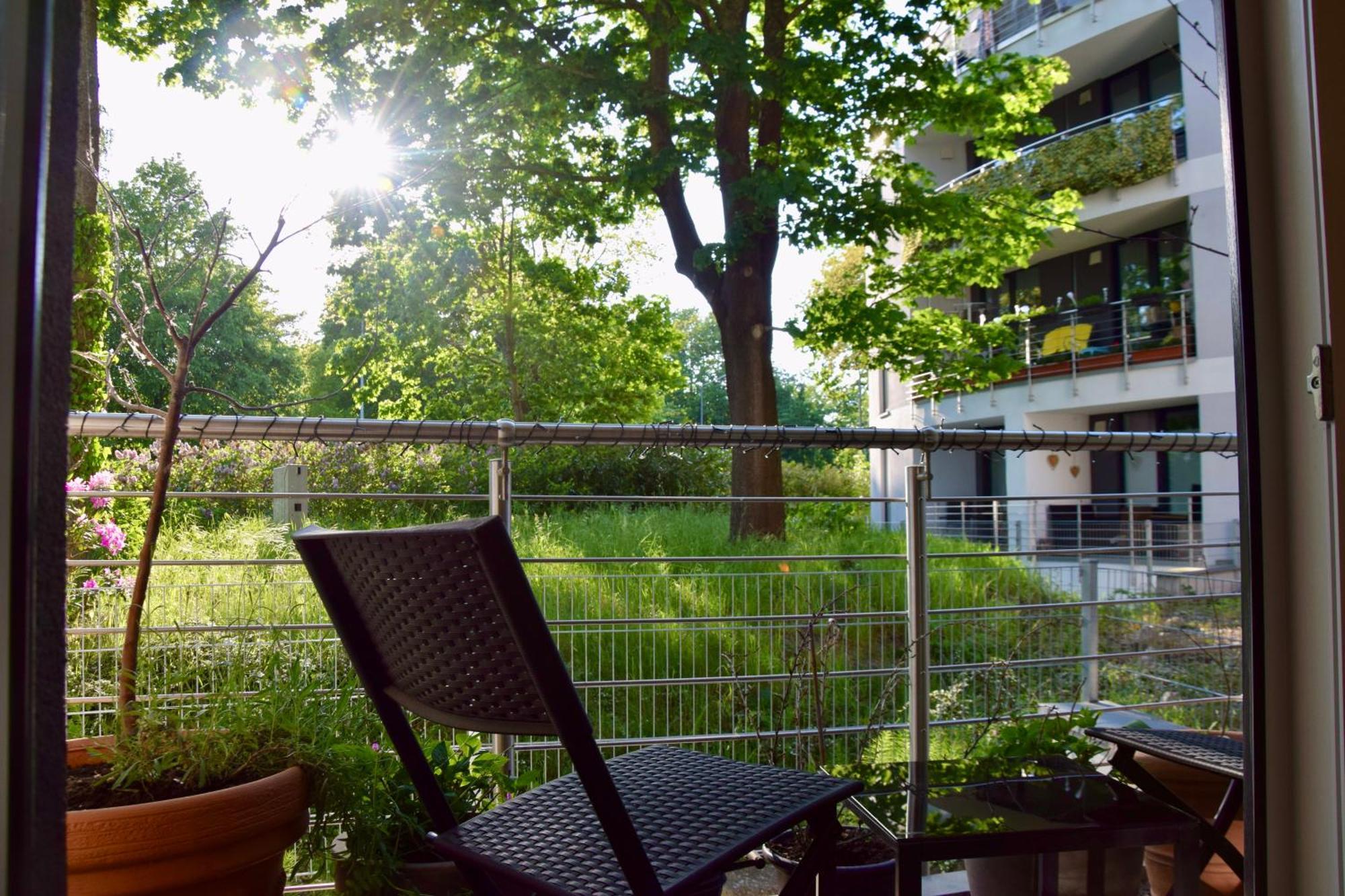 Stilvolle Wohnung Mit Balkon & Parkplatz روستوك المظهر الخارجي الصورة