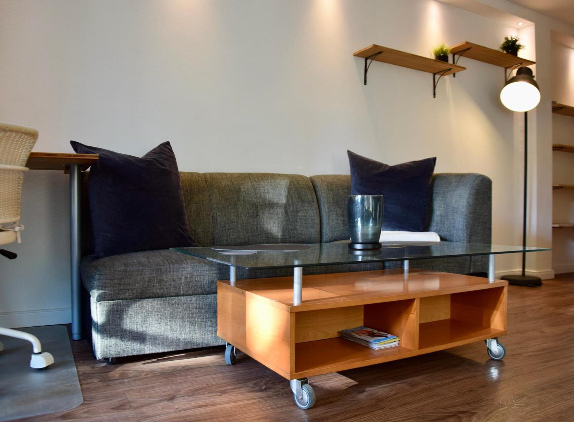 Stilvolle Wohnung Mit Balkon & Parkplatz روستوك المظهر الخارجي الصورة